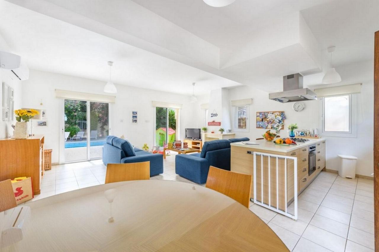 Protaras Villa Athamas Blue Dış mekan fotoğraf